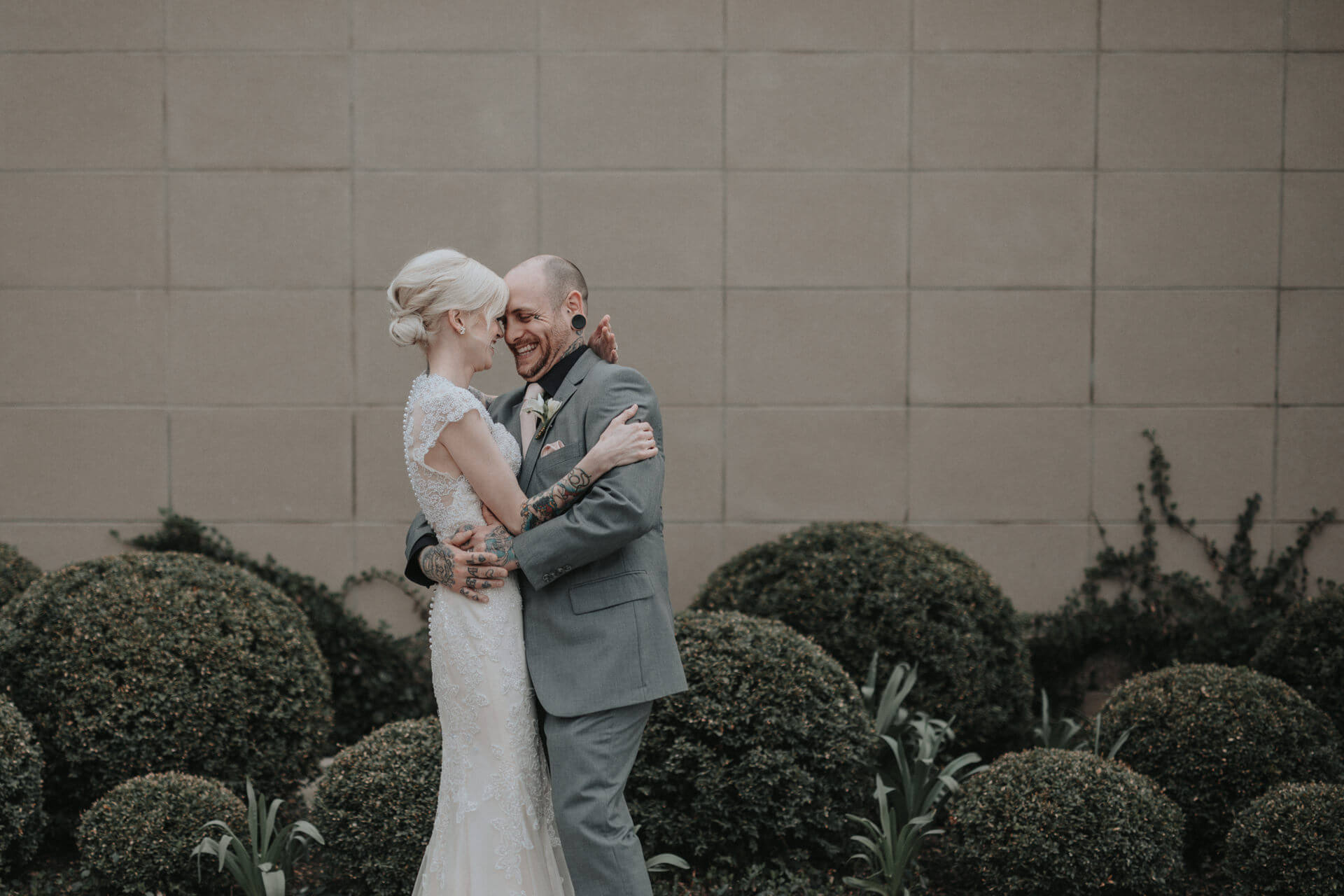 Des Moines Botanical Gardens Wedding Montana Wedding Photographer | Cluney Photography