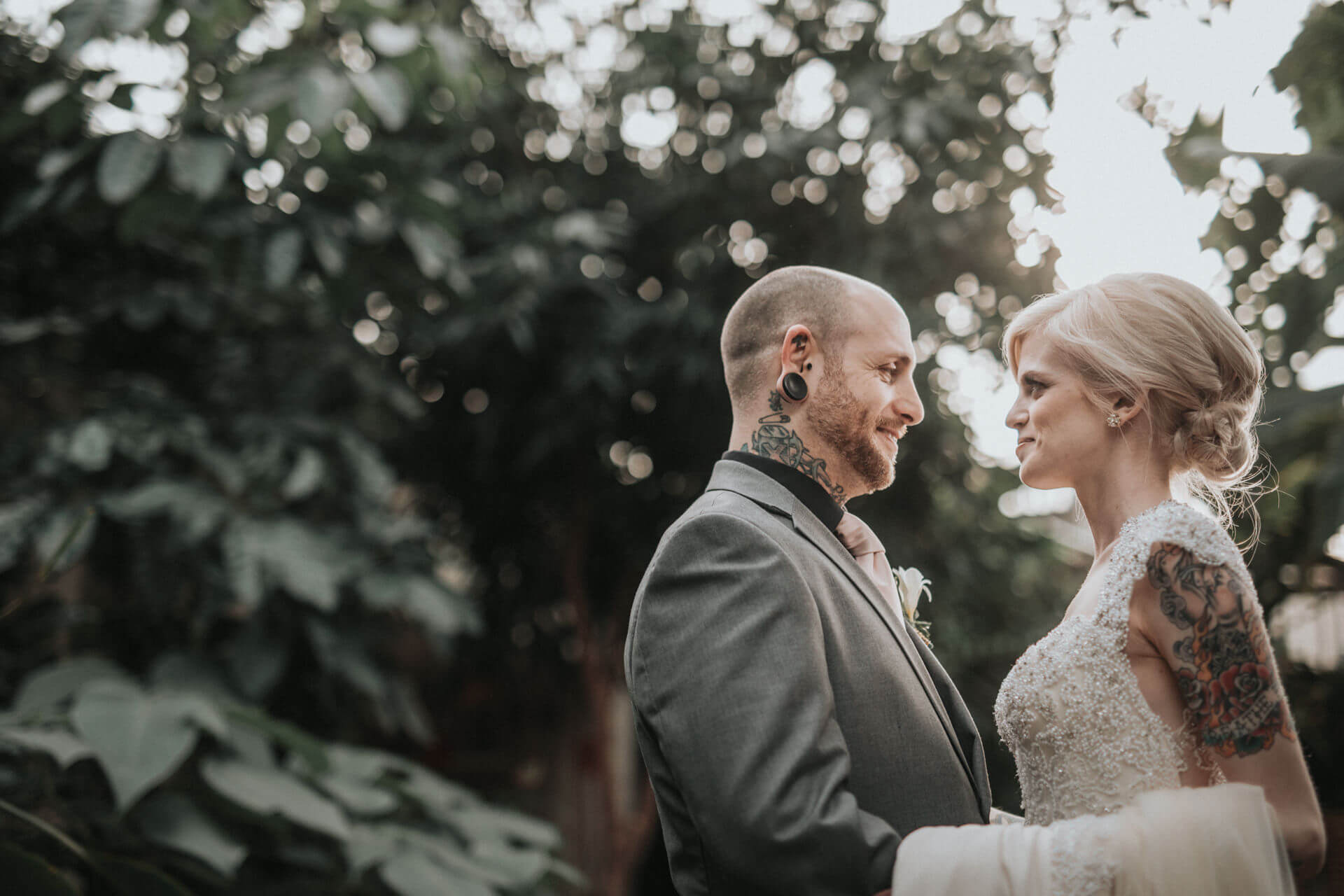 Des Moines Botanical Gardens Wedding Montana Wedding Photographers | Cluney Photography