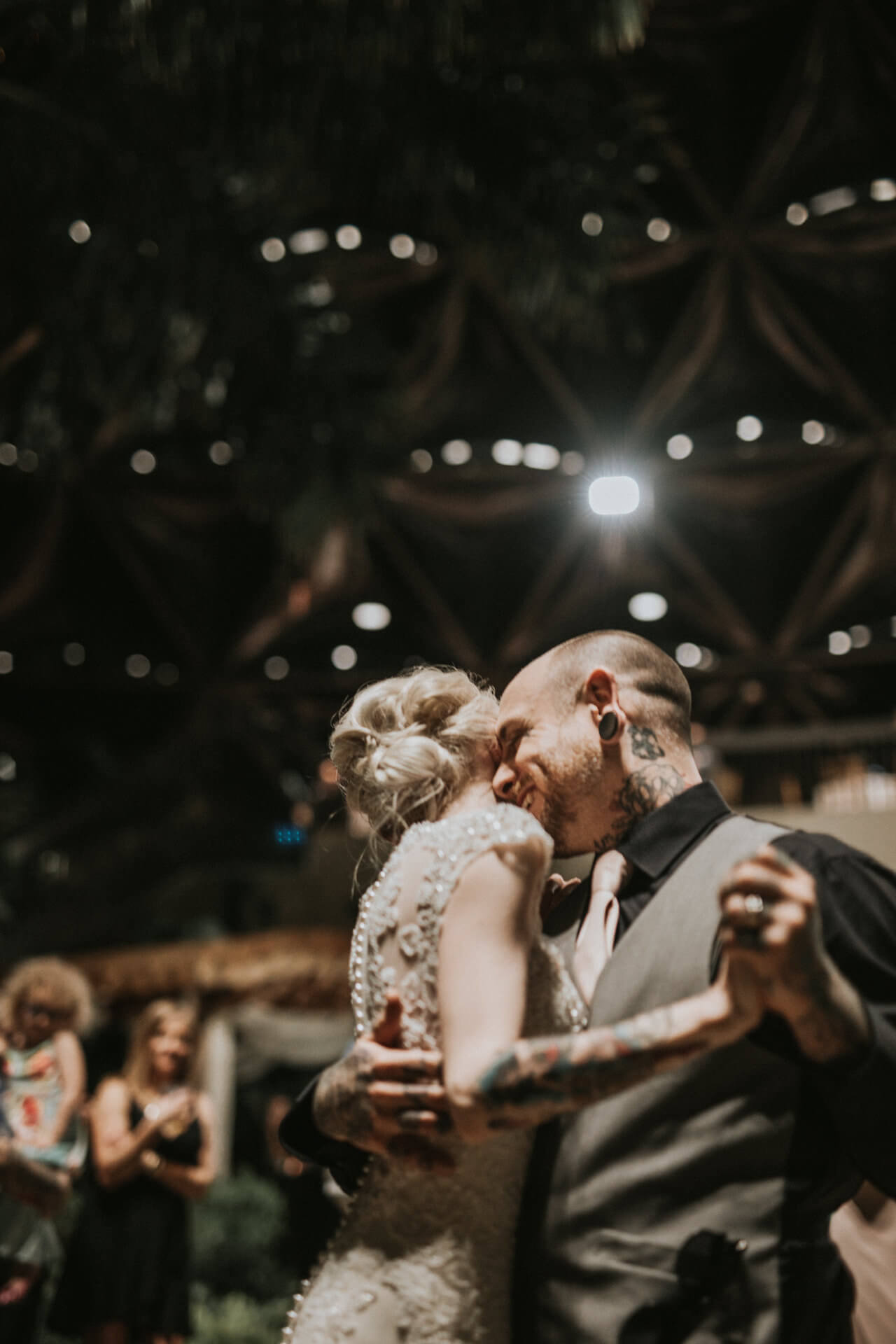 Des Moines Botanical Gardens Wedding Los Angeles Elopement Photographer | Cluney Photography