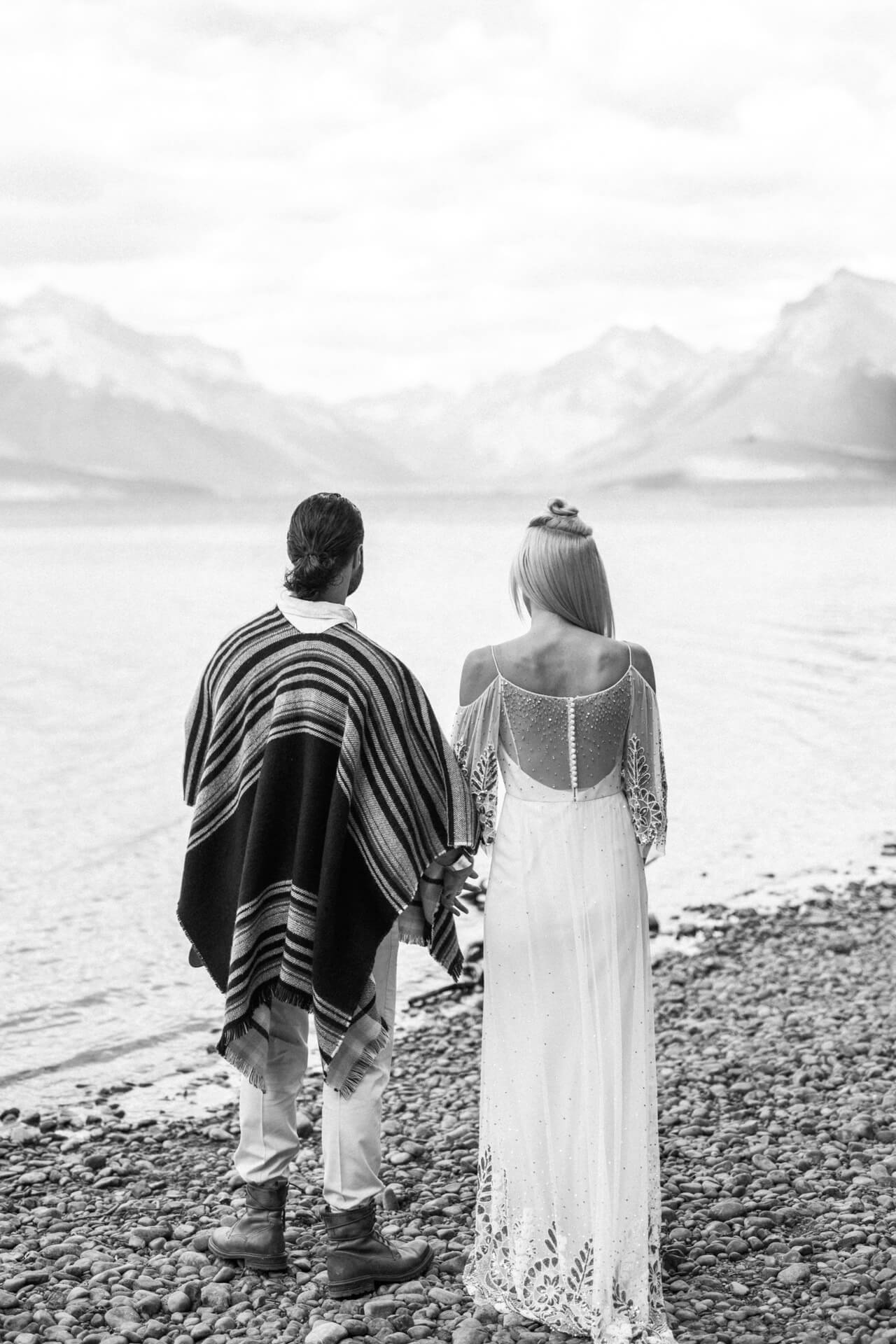 Montana Wedding Photographers Lake McDonald Lodge Wedding Photos