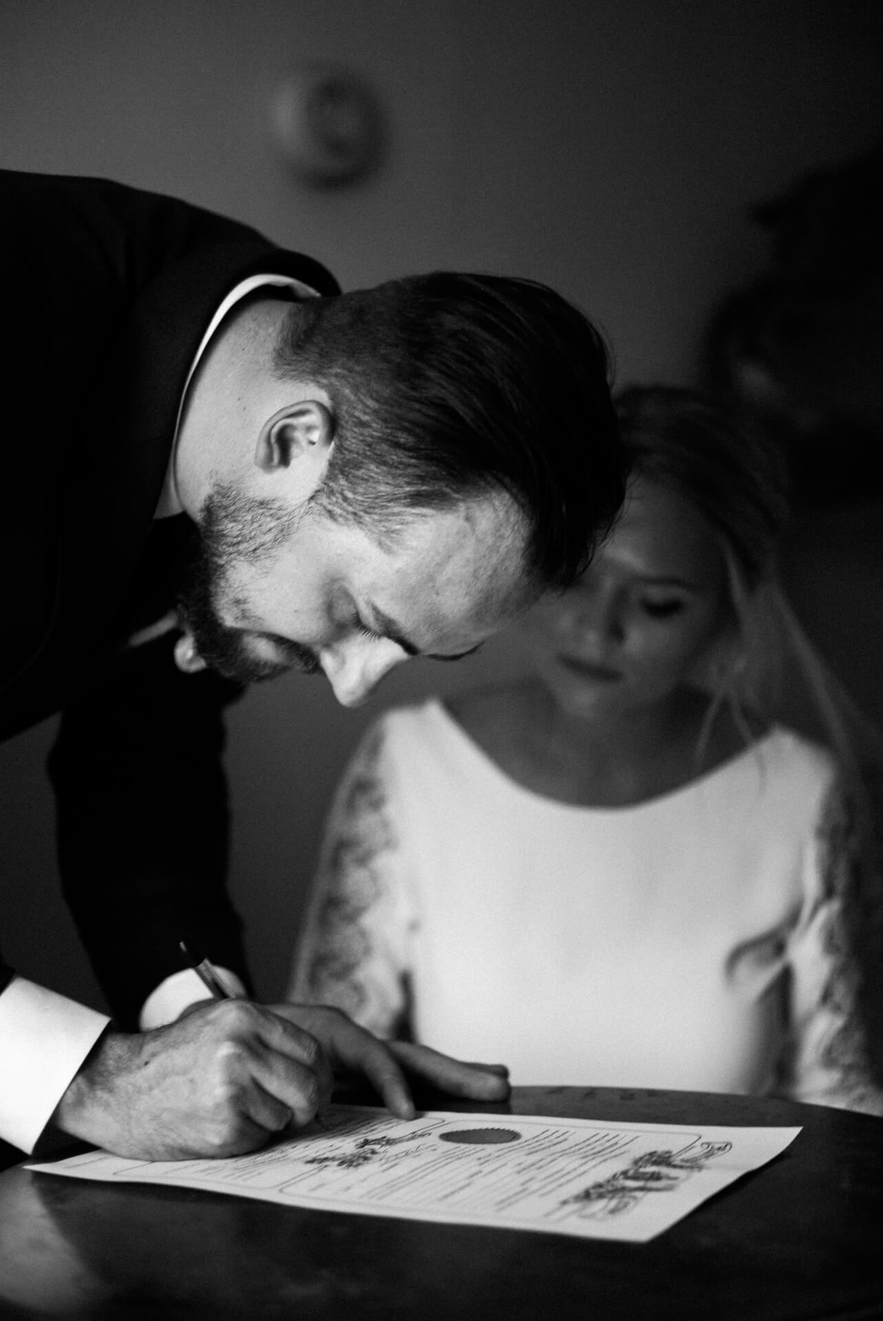Montana Wedding Photographers Des Moines Wedding Photographers | Cluney Photography