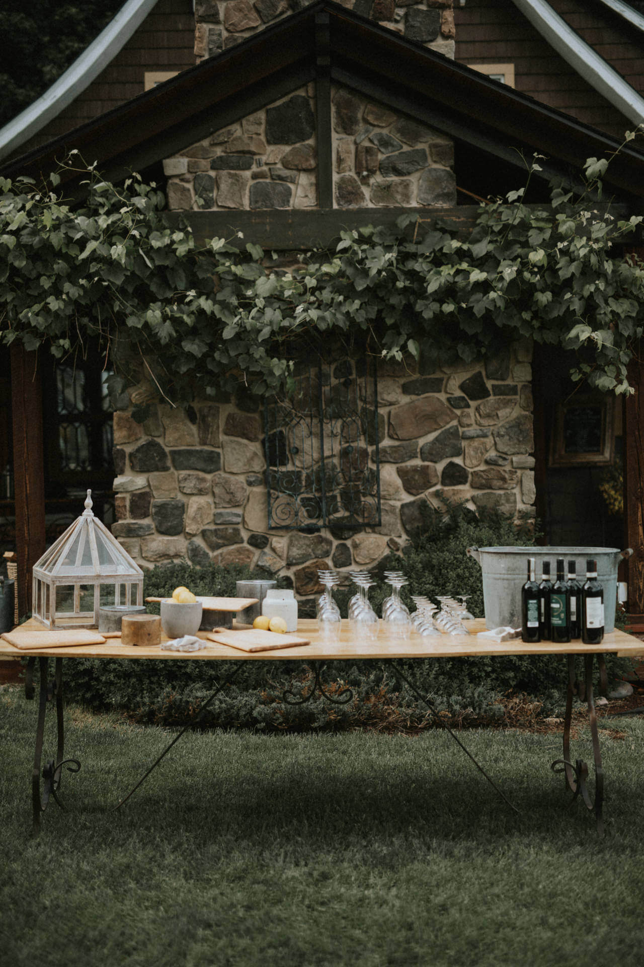 Montana Wedding Photographers montana vineyard wedding