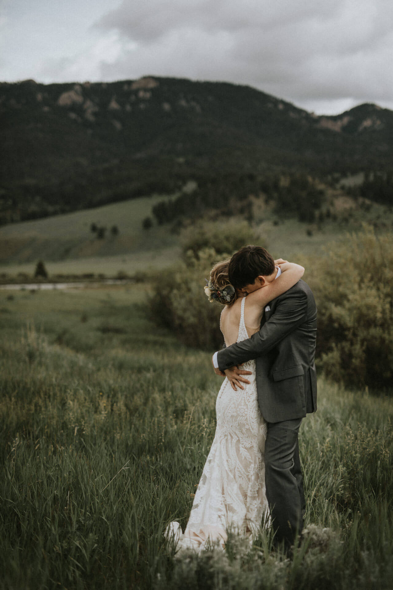 Montana Wedding Photographers Bozeman Wedding Photographers | Cluney Photography