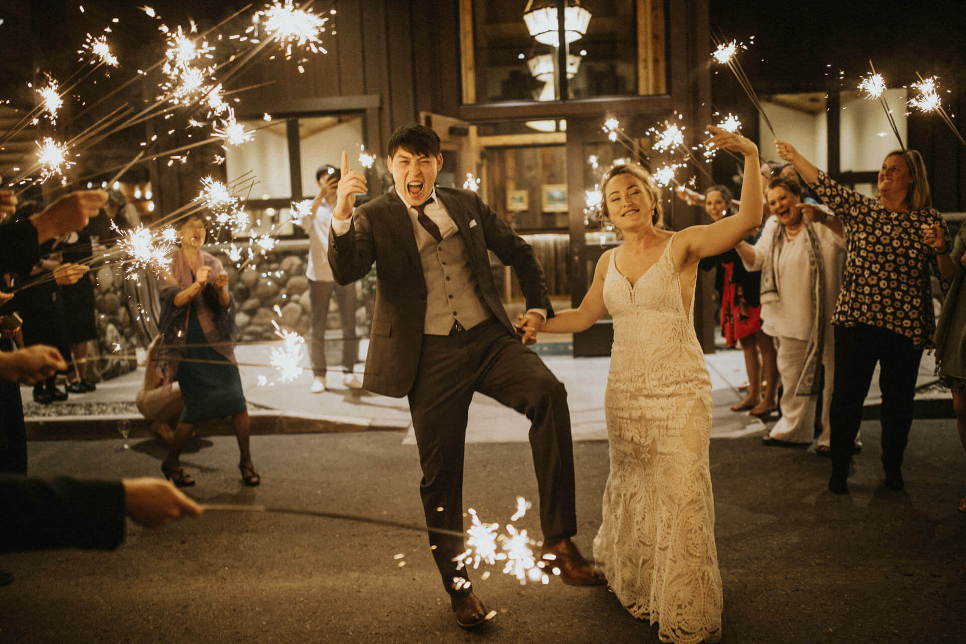 Montana Wedding Photographers Missoula Wedding Photographers | Cluney Photography