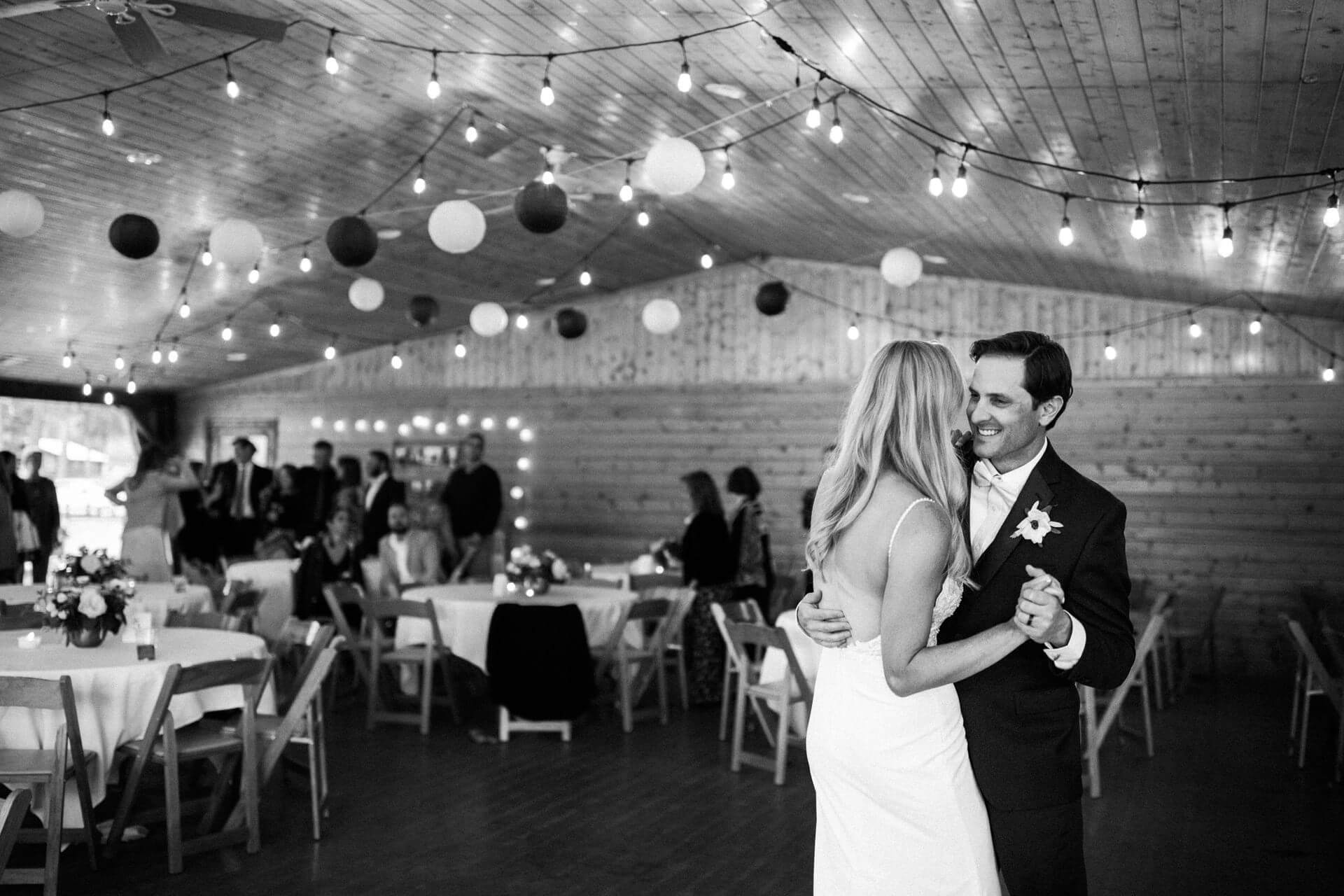 Montana Wedding Photographers Whitefish Wedding Photographers | Cluney Photography