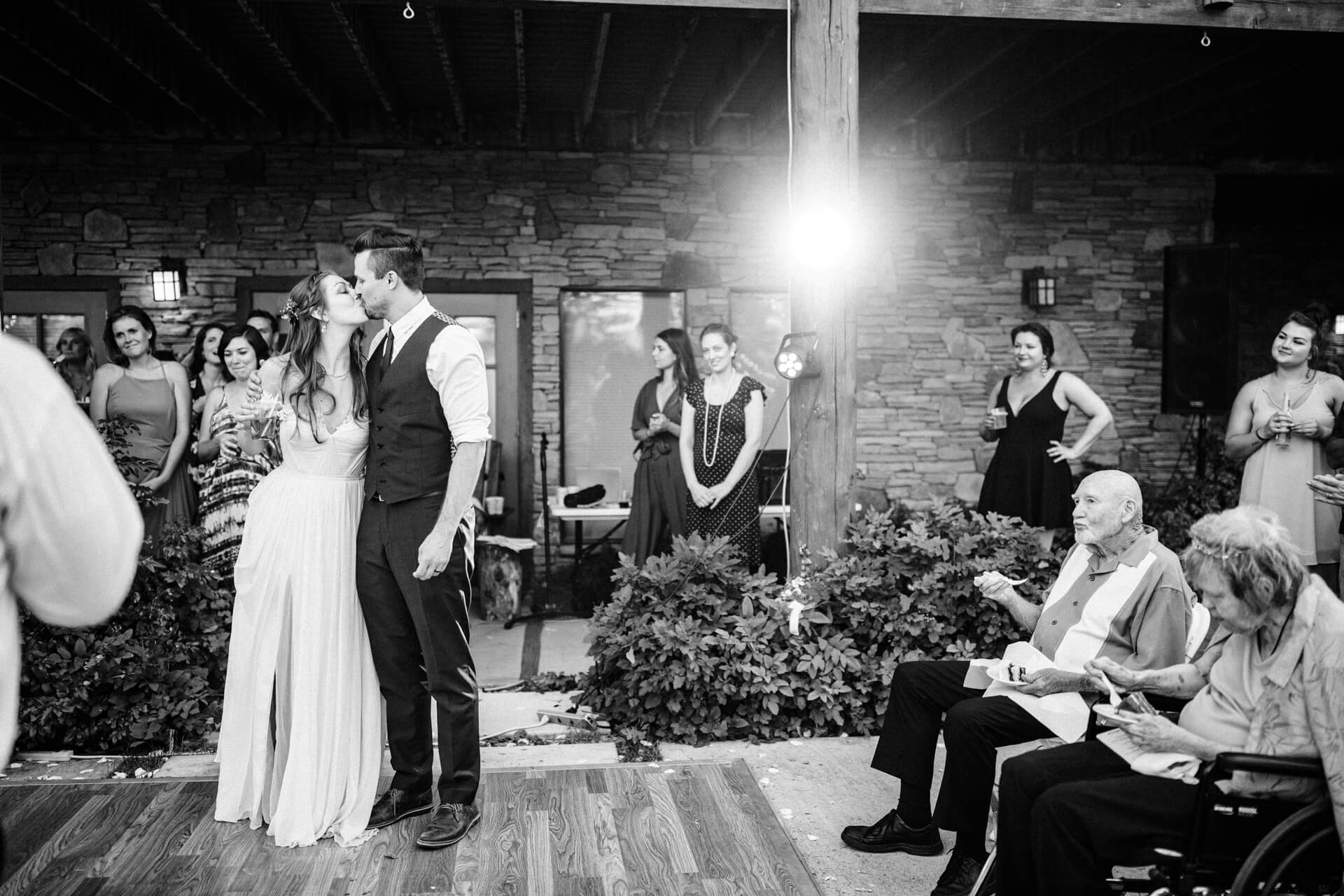 Central Iowa Wedding Photographers Quad CIties Wedding Photographers