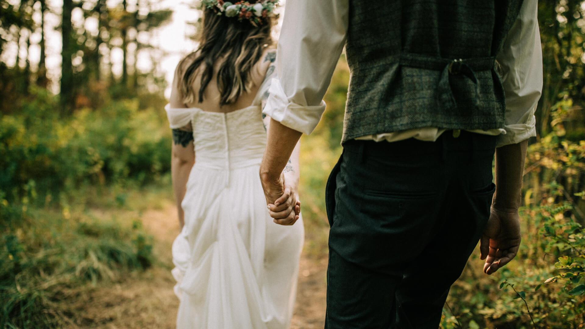 Iowa Wedding + Elopement Photographers Iowa City Wedding Photographers | Cluney Photography
