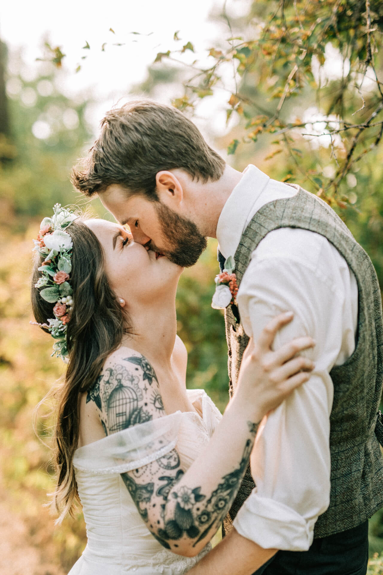 Iowa Wedding + Elopement Photographers Des Moines Wedding Photographers | Cluney Photography