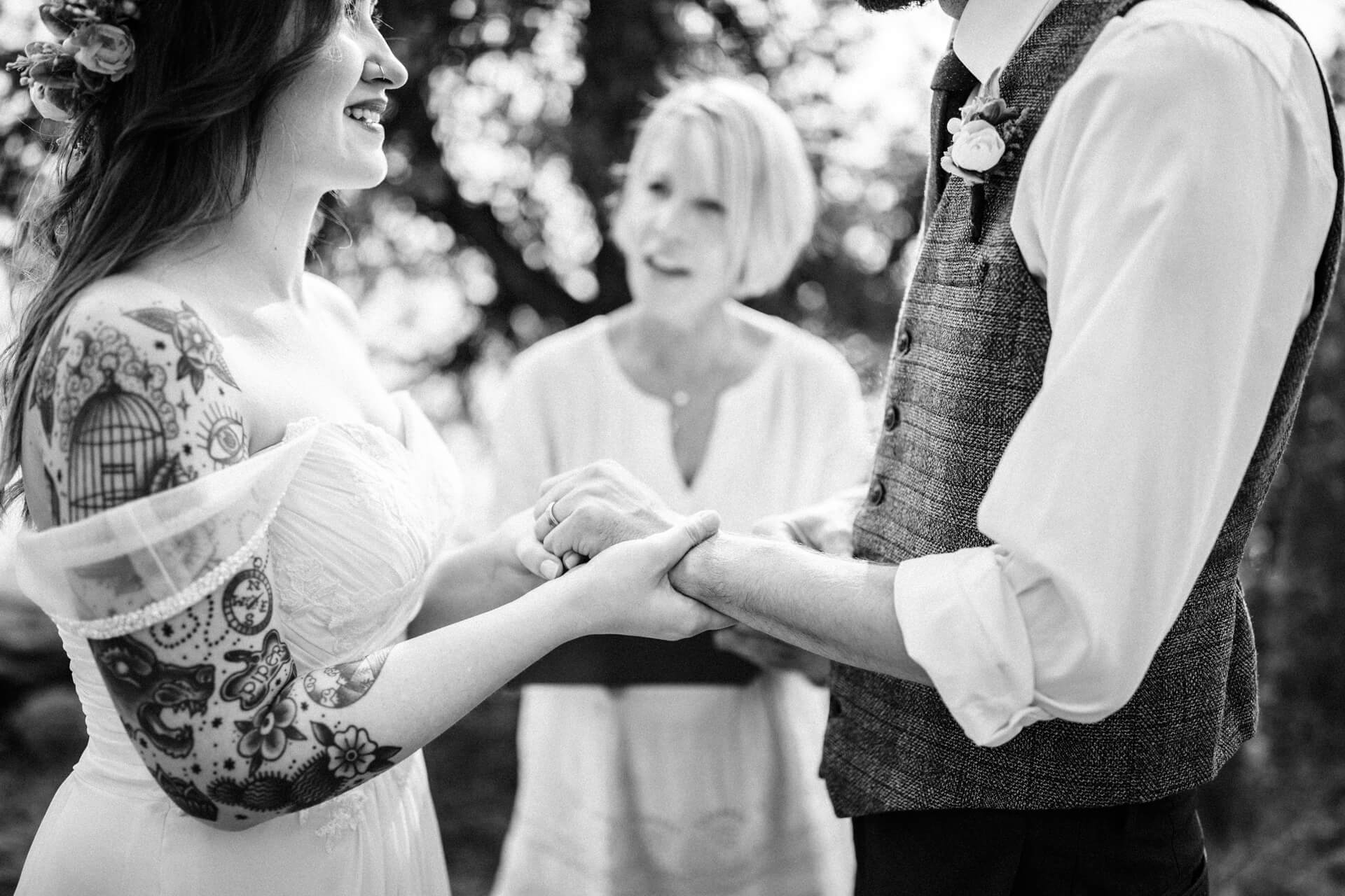 Des Moines Wedding + Elopement Photographers Montana Wedding Photographers | Cluney Photography