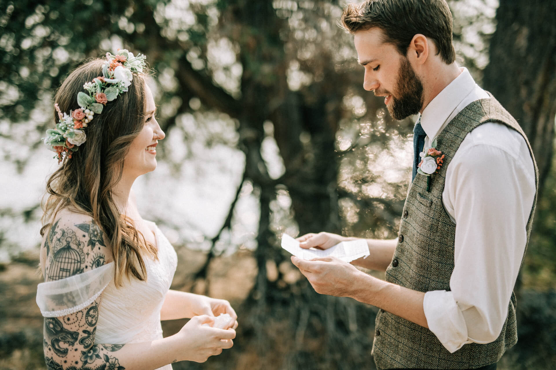 Des Moines Wedding + Elopement Photographers Nashville Wedding Photographers | Cluney Photography