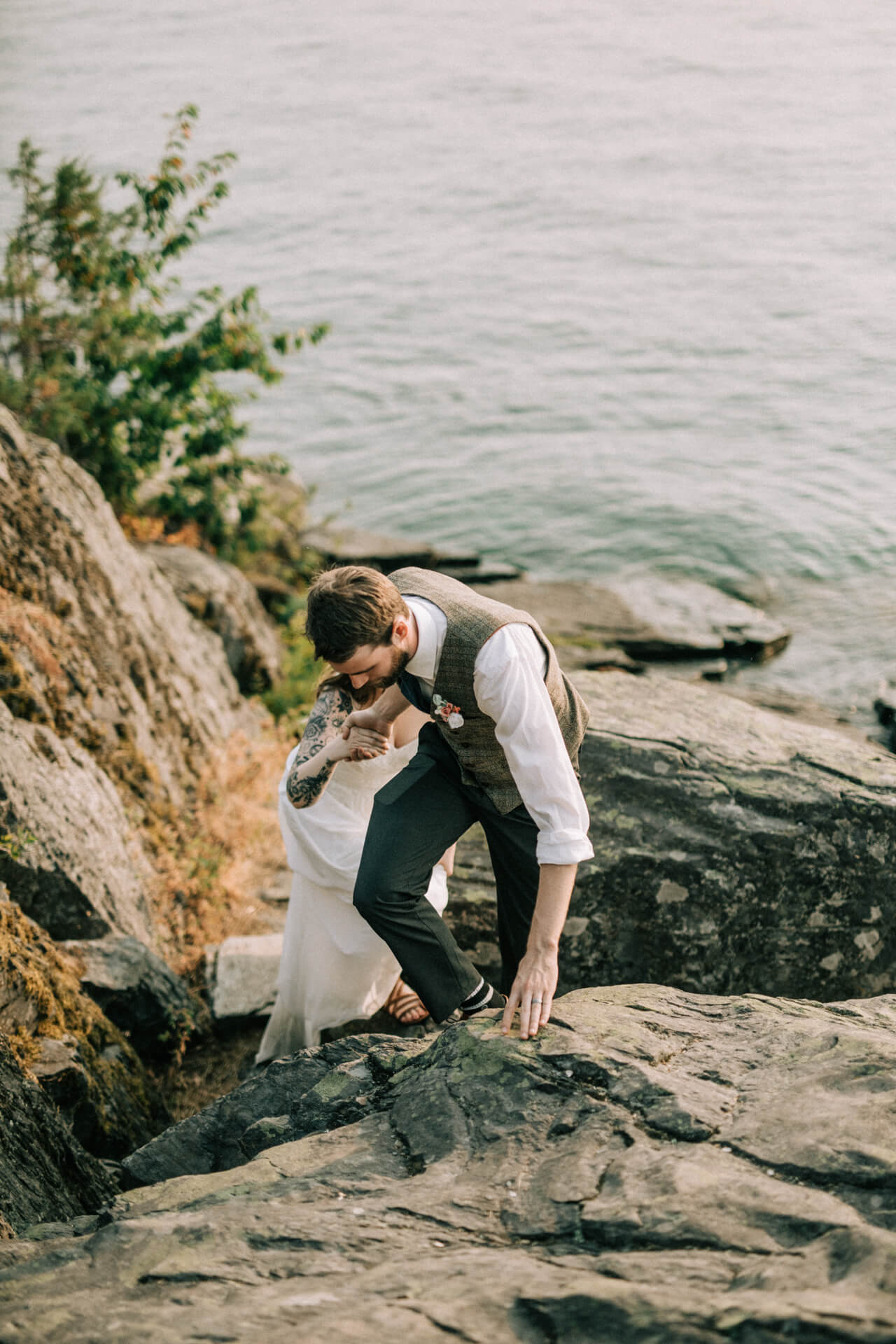 Iowa City Wedding + Elopement Photographers Des Moines Wedding Photographers | Cluney Photography