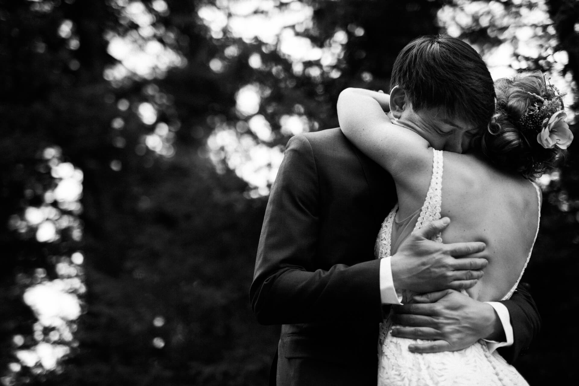 Des Moines Wedding Photographers wedding first look in big sky, montana