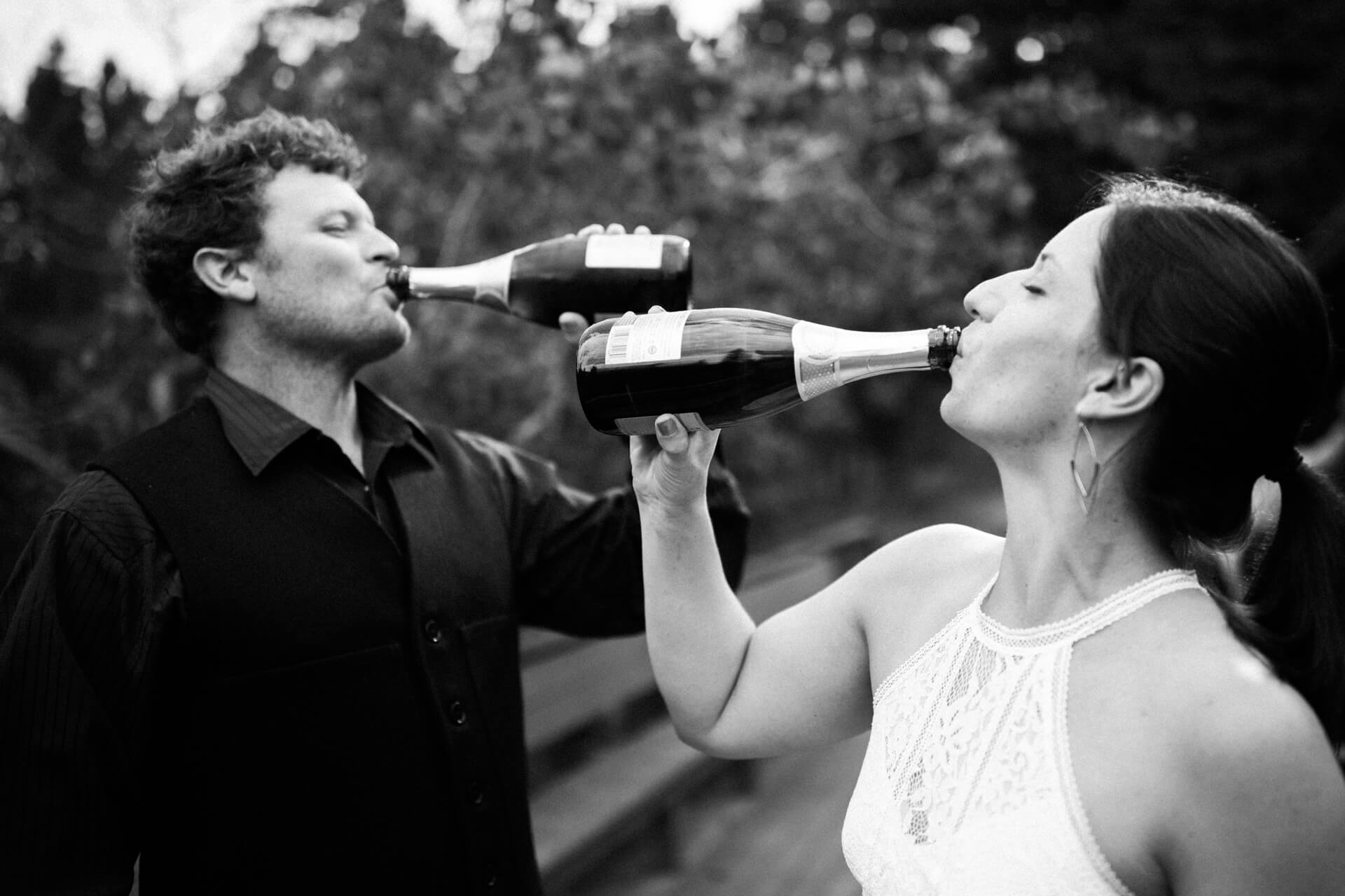 Des Moines Wedding Photographers wedding champagne toast