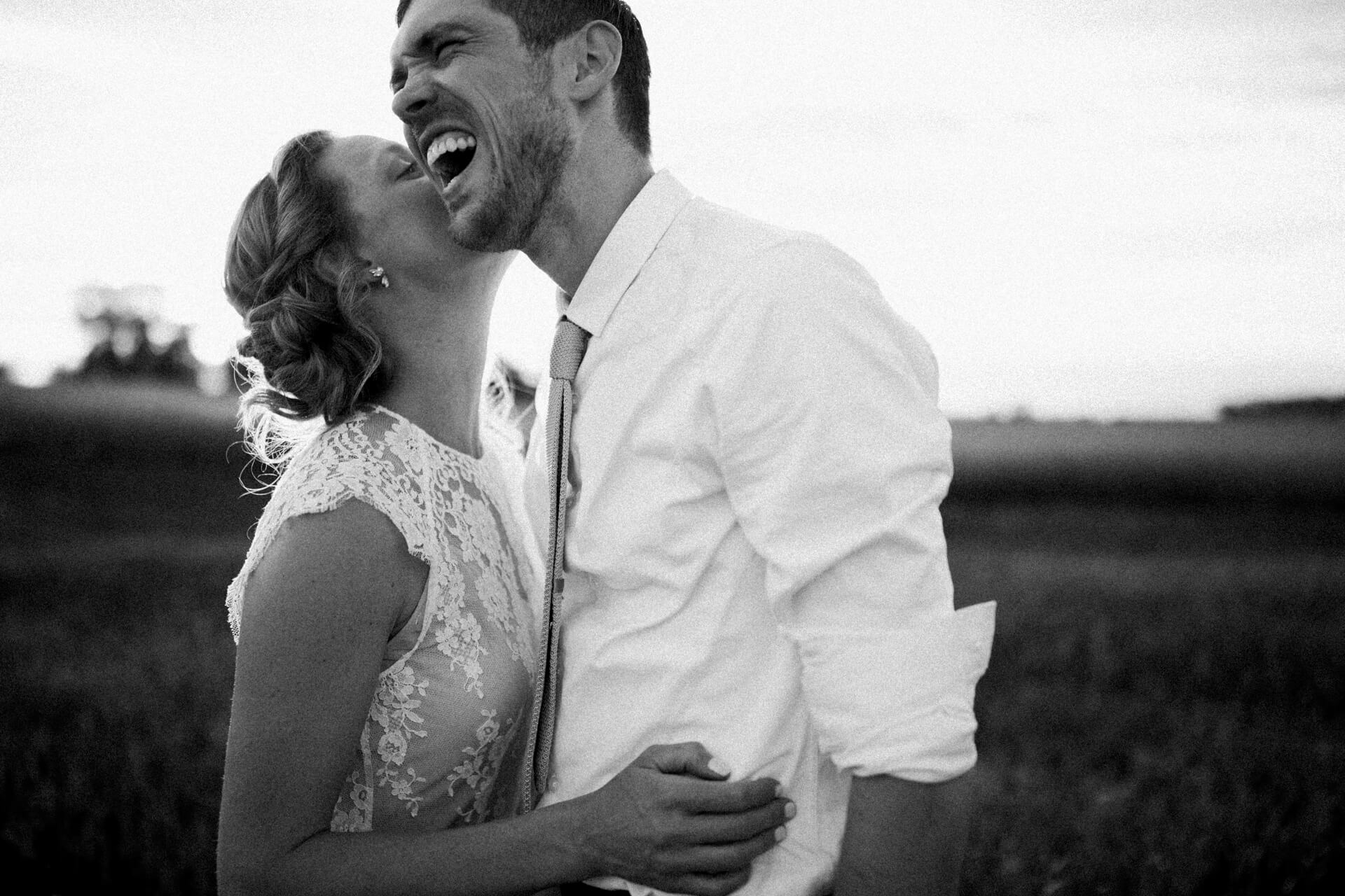 Des Moines Wedding Photographers Des Moines Wedding Photographers | Cluney Photography