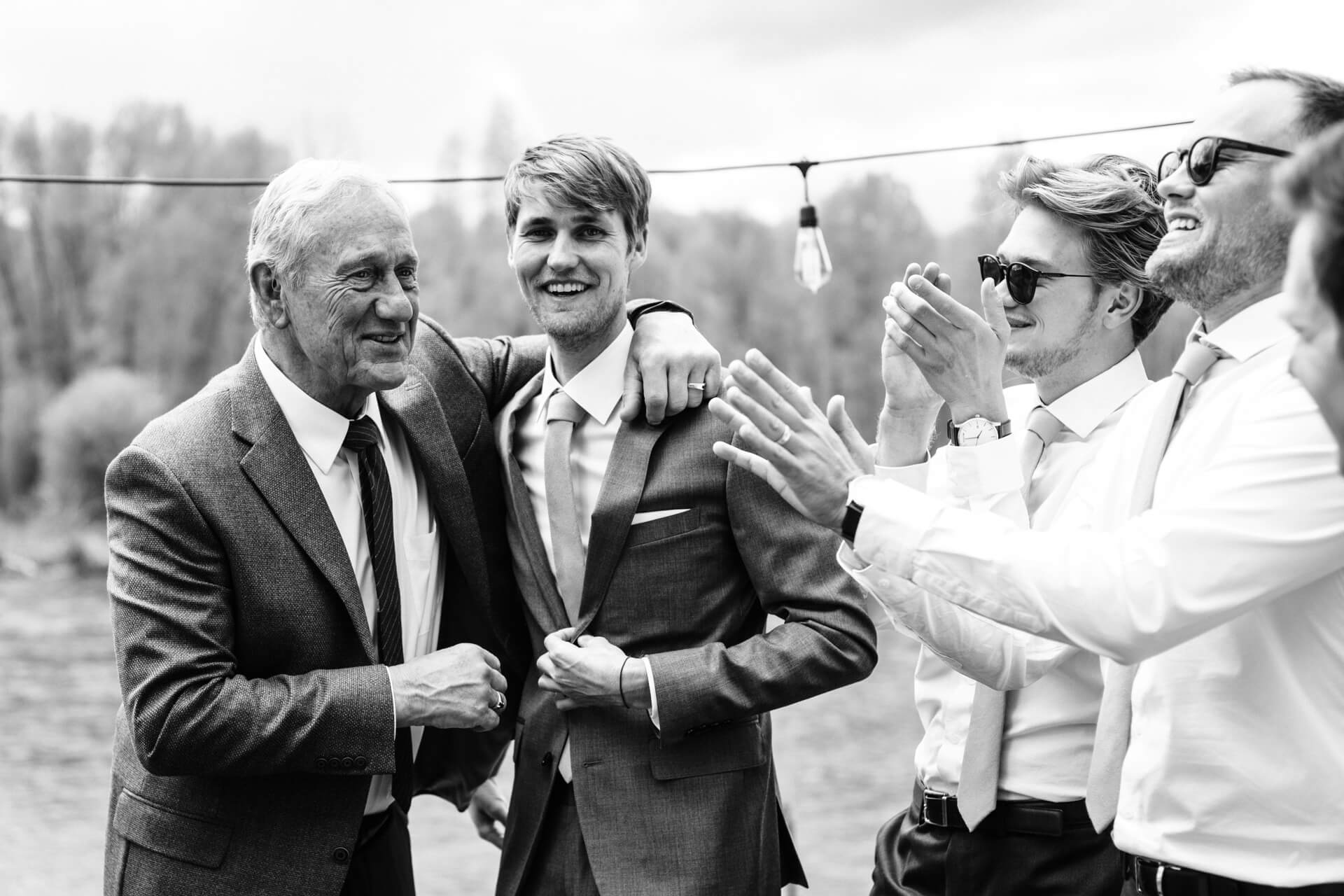 Des Moines Wedding Photographers Iowa City Wedding Photographers | Cluney Photography